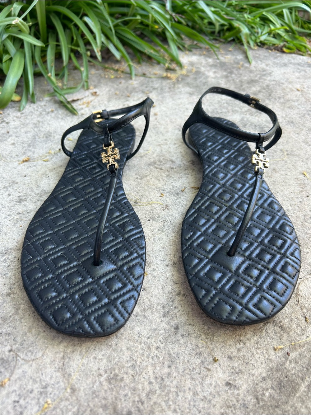 Tory Burch Marion Quilted Sole Sandal, Size 10 - Picture 3 of 9